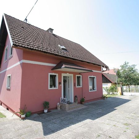 Modern Apartment With Garden Near The Petzen Ski Area In Eberndorf Carinthia Zewnętrze zdjęcie